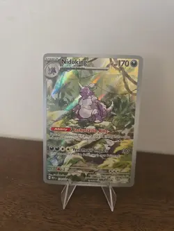 Pokemon TCG Nidoking 174/165 Scarlet & Violet 151 Illustration Rare Card Holo NM - Image 1