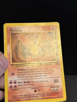 Moltres Fossil Rare 27/62 Non-Holo MP-HP Creased Pokemon TCG - Image 2