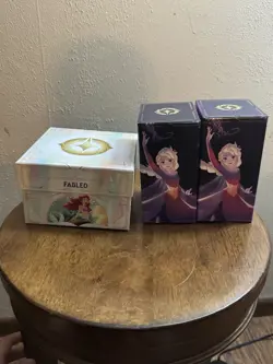 Lorcana Fabled Illumineer’s Trove, Dice Counters Elsa Gift Box Storage No Packs - Image 1