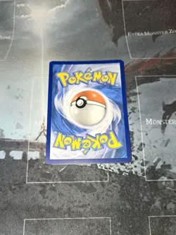 Bea 123/159 Crown Zenith Reverse Holo Trainer Pokemon Card - Image 3
