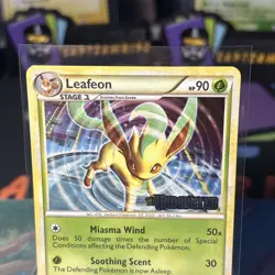 Leafeon 17/90 Pokemon Undaunted Prerelease Stamp Holo Rare LP - Image 2