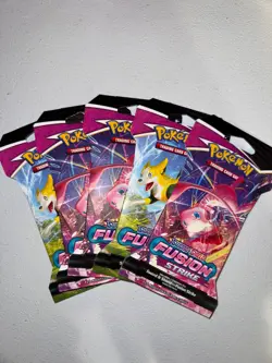 Pokemon TCG Fusion Strike Sleeved Booster X 5 - Image 2