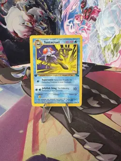 Pokemon TCG Tentacruel Fossil, 1st Edition Uncommon Card 44/62 - Image 1
