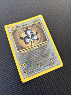 Pokemon Card Neo Revelation Set Holo Magneton 10/64 WOTC - Image 3