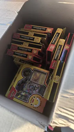 32x Boxes ! 2026 Pokemon Day Boxes - MAKE OFFERS - SEALED - Qty: 32 Boxes - Image 2