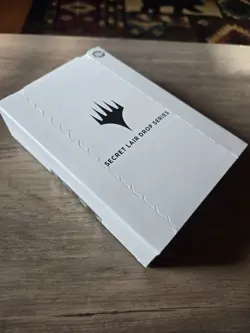 MTG Secret Lair x Dungeons & Dragons: Honor Among Thieves *SEALED* Foil Edition - Image 3