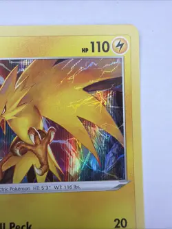 Zapdos - 048/185 - Pokemon Vivid Voltage Sword & Shield Cosmos Holo Rare Card NM - Image 2