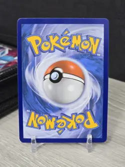 Pokemon Card Glaceon Vmax 208/203 Evolving Skies Rainbow Secret Rare Full Art NM - Image 4