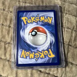 Pokemon TCG Vivillon 193/191 Surging Sparks Holo Card - Image 2