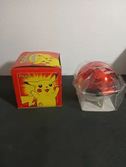 1999 Pokemon Pikachu 23k Gold Plated Trading Card & Pokeball Burger King Sealed - Image 2