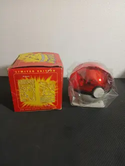 1999 Pokemon Pikachu 23k Gold Plated Trading Card & Pokeball Burger King Sealed - Image 4