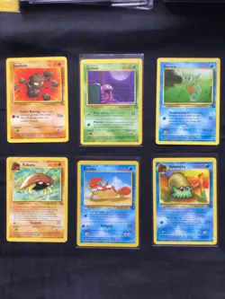 Pokemon Cards: 11 Card Fossil Non-Holo Lot - Image 1