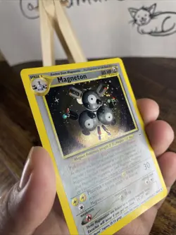Magneton 10/64 Neo Revelation Holo Rare Unlimited WOTC Pokemon TCG - Image 4