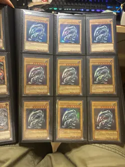 Yu-Gi-Oh Collection – Blue Eyes White Dragon Konvolut – Vintage / Modern - Image 1