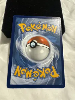 Pikachu V 170/185 Vivid Voltage- NM/M Ultra Rare Full Art Pokemon Card - Image 2
