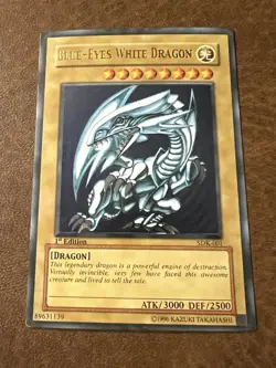 Yugioh! 2002 Blue Eyes White Dragon SDK-001 1st Edition Ultra Rare starter deck - Image 4