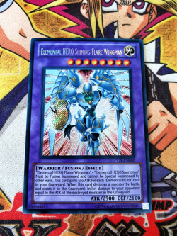 Elemental HERO Shining Flare Wingman lcgx-en050 (NM+) Secret Rare Yu-Gi-Oh! - Image 1