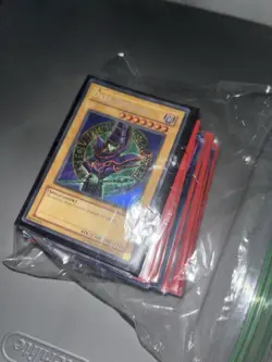 Yu-Gi-Oh! TCG Mixed Card Lot Dark Magician Spellcaster Holo & More - Image 1