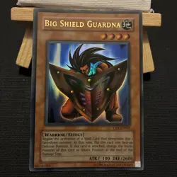 Carte yu gi oh. Big Shield Guardna Db1 En091 Ultra Rare 1996 - Image 2