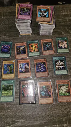 Yugioh Card collection old cards from the original sets 2002-2004 569 cards - Image 1