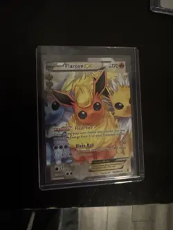 Pokemon TCG Flareon EX Radiant Collect RC28:32 Both are LP with slight scratches - Image 1