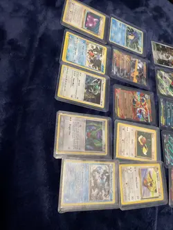 Lot Of 30 Pokemon Cards - Image 4