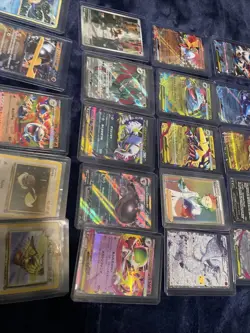 Lot Of 30 Pokemon Cards - Image 5