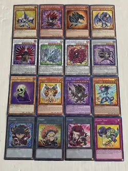 Yugioh Chibi Artwork 16 Card Set Blue Eyes White Dragon Gorz Dark NM - Free Pack - Image 1