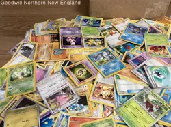 2.5LB Lot of Mixed Assorted Various Pokemon Cards Trading Cards TCG CCG - Image 2