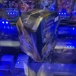 Pokemon Trading Card Game: Eevee Evolutions Tin - Booster Pack 820650809057 - Image 2