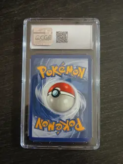 CGC 8 1st Edition Zapdos 2000 Fossil 30/62 1999-2000 Pokemon Card - Image 2