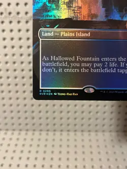 Hallowed Fountain (Borderless) Ravnica Remastered Foil - Image 5