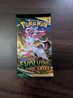 Pokemon TCG Evolving Skies Booster Pack SWSH English Factory Sealed - Random Art 820650808777 - Image 1