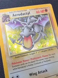 1999 Pokemon TCG Aerodactyl 1/62 Fossil Holo Card - Image 5