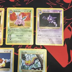 Pokemon Vintage 5 Card Lot: Shadowless Base Set Played Condition - Image 3
