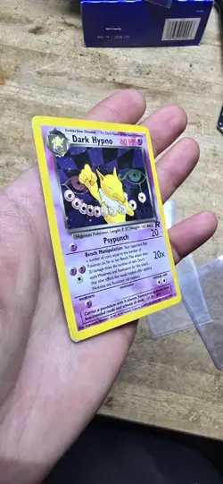 Dark Hypno holo rare trading card from the 2000 Team Rocket set. - Image 4