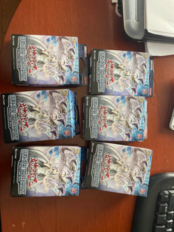 6x box of Yu-Gi-Oh Blue-Eyes White Destiny Structure Deck - Image 1