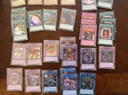 YuGiOh Konami Hero Deck Core Sleeved with Deckbox - Image 3