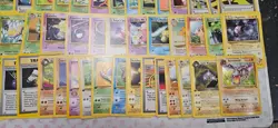 vintage Pokemon card lot MP/DMG c,un Holo, rare, Shadowless, 1st ed 200+ - Image 3