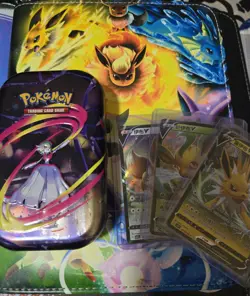 Eeveelutions Lot, Eevolutions Zipper 4 Pocket Binder, Over 260 Cards, Prismatic. - Image 2