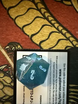 Pokemon Green Stripe Code Card Vivid Voltage Crimp Misprint Error - Image 3