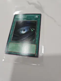 Yu-Gi-Oh Dark Hole LOB-052 Legend of Blue Eyes Unlimited Spell Card LP - Image 2