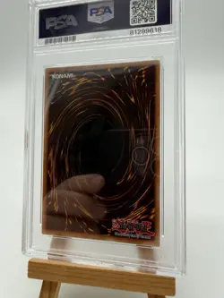 2012 Yugioh Tri Horned Dragon Holo #EN157 PSA 9 Legendary Collection 3 Mega Pack - Image 4