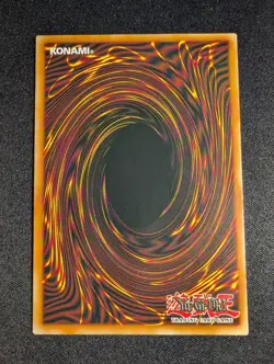 Yugioh - Dark Magician of Chaos YGLD-ENC02 Unlimited Ultra Rare NM - Image 2