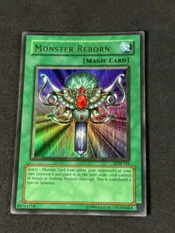 Yugioh Monster Reborn LOB-118 Original 2002 P/MP Unlimited WAVY - Image 3
