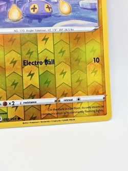 Pokemon Card - CHINCHOU # 052/203 - Reverse Holo - Evolving Skies (2021) - Image 4