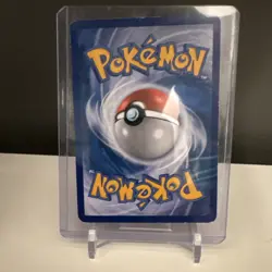 The Pokemon Company Machamp LV.X 98/100 Stormfront 150 HP Ultra Rare Holo Card - Image 2