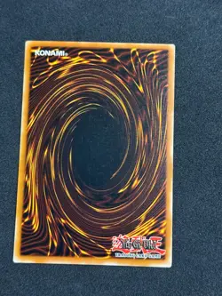 Yugioh Invader of Darkness IOC-111 Secret Rare Foil Bleed NM+ - Image 3