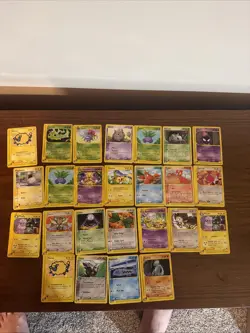 Pokemon TCG E READER 25 Card Various Sets Lot. Includes RARE CARD - Image 1