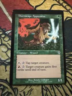 Mtg Magic Invasion Thornscape Apprentice Misprint Miscut Error Card - Image 1